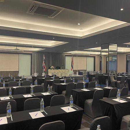 Witz Bangkok Ramkhamhaeng Hotel Екстериор снимка