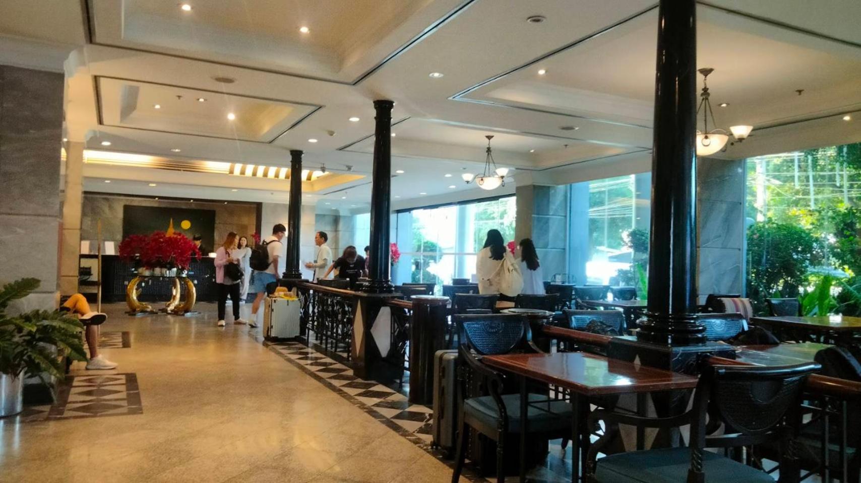 Witz Bangkok Ramkhamhaeng Hotel Екстериор снимка