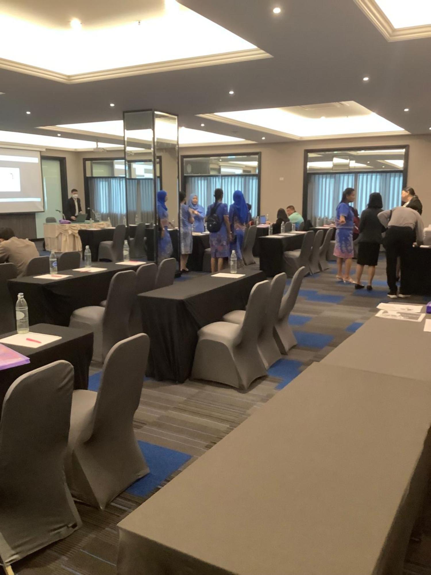 Witz Bangkok Ramkhamhaeng Hotel Екстериор снимка